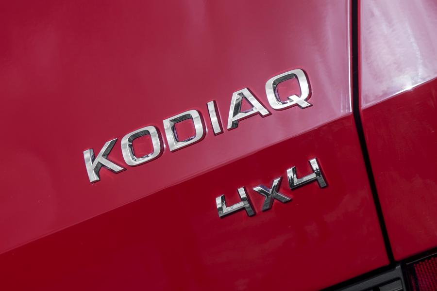 Логотип Skoda Kodiaq 4x4 2016 года  (UK) (фото 5 из 41)